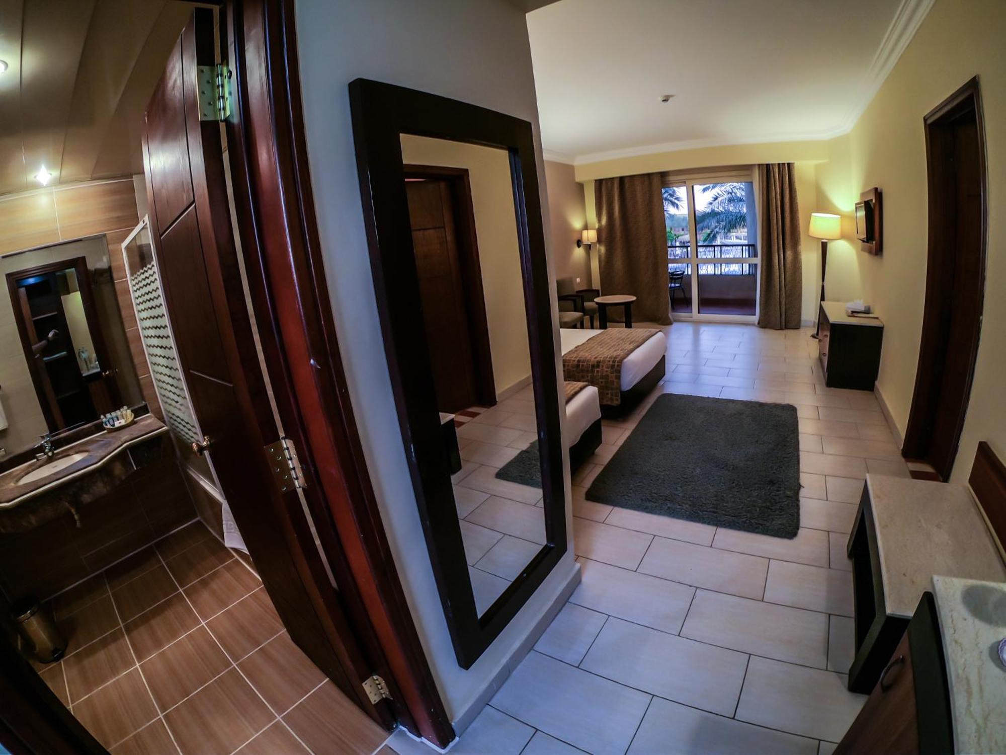 Regency Plaza Aqua Park And Spa Resort Sharm el-Sheikh Exterior photo